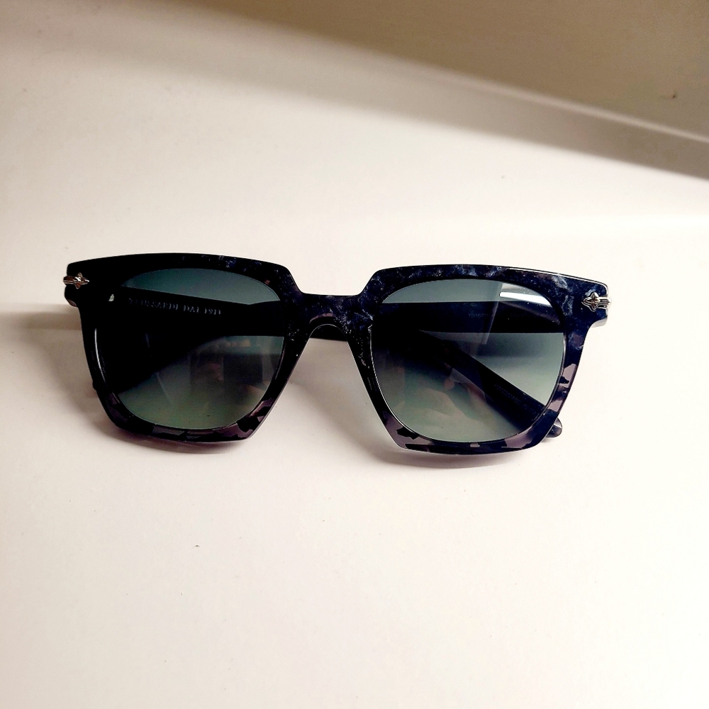 New Trussardi sunglasses made in Italy ๐ฎ๐น - Picture 8 of 8